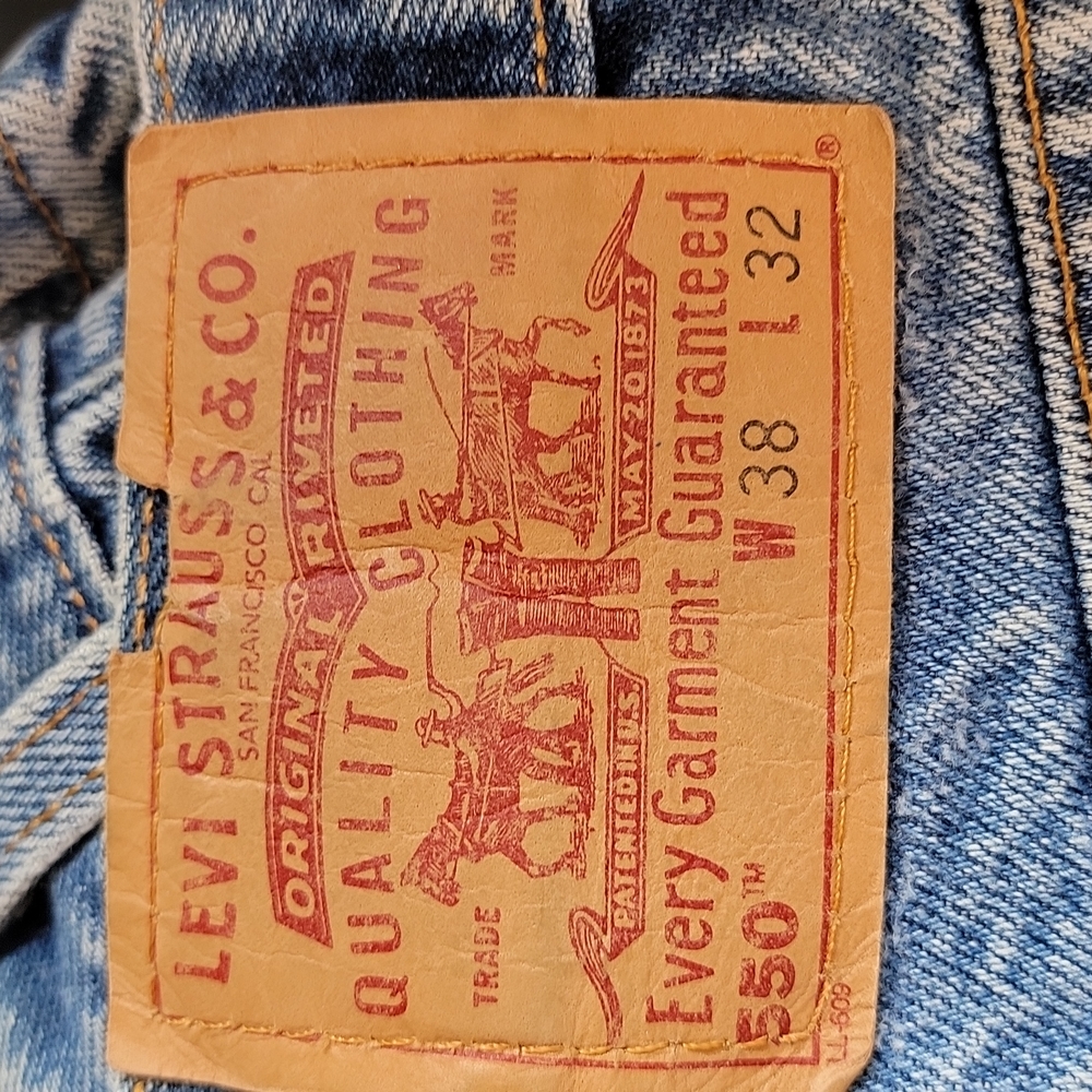 Men's 38x32 550 Levi Jeans